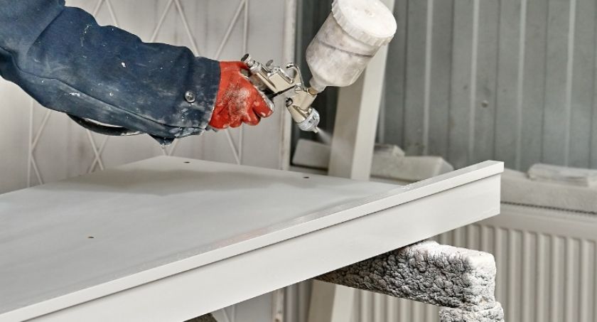Bostancı Ahşap Mobilya Cilacı Lake Cila Atölyesi Polyester Cila Ustası